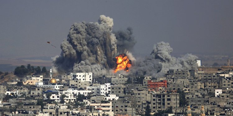 Gazze'ye Hava Saldırıları Durmaksızın Devam Ediyor